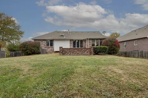 1318 W Swallow St, Springfield, MO 65810 photo 24