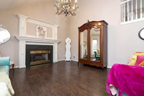 1318 W Swallow St, Springfield, MO 65810 photo 3
