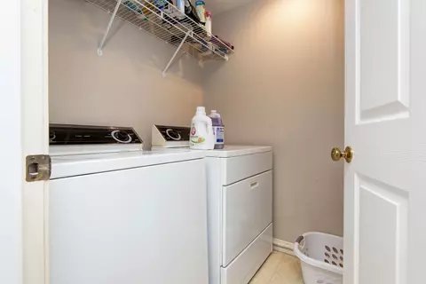 1318 W Swallow St, Springfield, MO 65810 photo 18