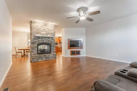 718 Davis Bridge Rd, Republic, MO 65738 photo 13