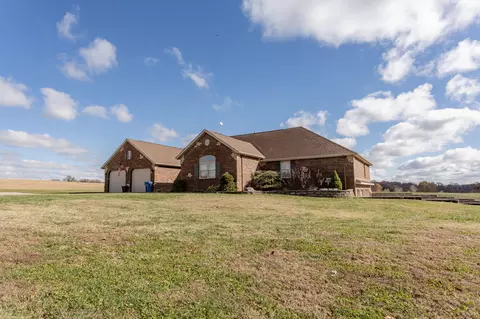 718 Davis Bridge Rd, Republic, MO 65738 photo 2
