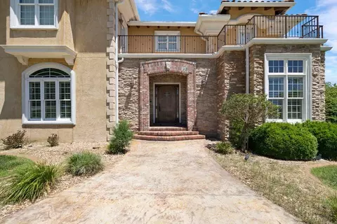 Exterior - 3965 E Turtle Hatch Rd, Springfield, MO 65809 photo 2 of 10