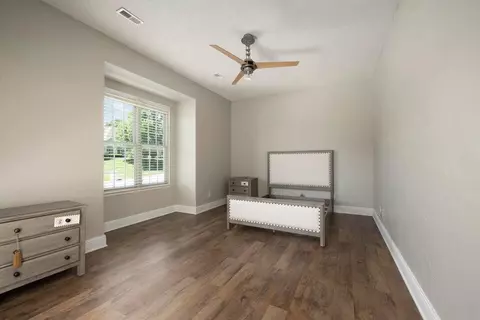 Bedroom - 3965 E Turtle Hatch Rd, Springfield, MO 65809 photo 5 of 7