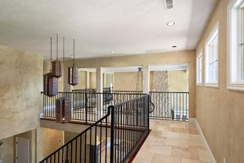 Entry Way - 3965 E Turtle Hatch Rd, Springfield, MO 65809 photo 8 of 13