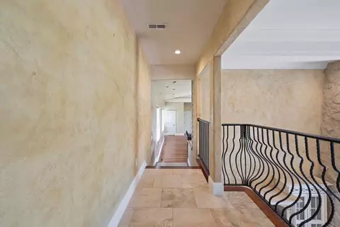 Entry Way - 3965 E Turtle Hatch Rd, Springfield, MO 65809 photo 10 of 13
