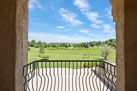 Exterior - 3965 E Turtle Hatch Rd, Springfield, MO 65809 photo 8 of 10