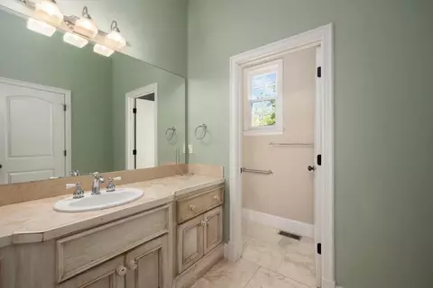Bath - 3965 E Turtle Hatch Rd, Springfield, MO 65809 photo 11 of 12