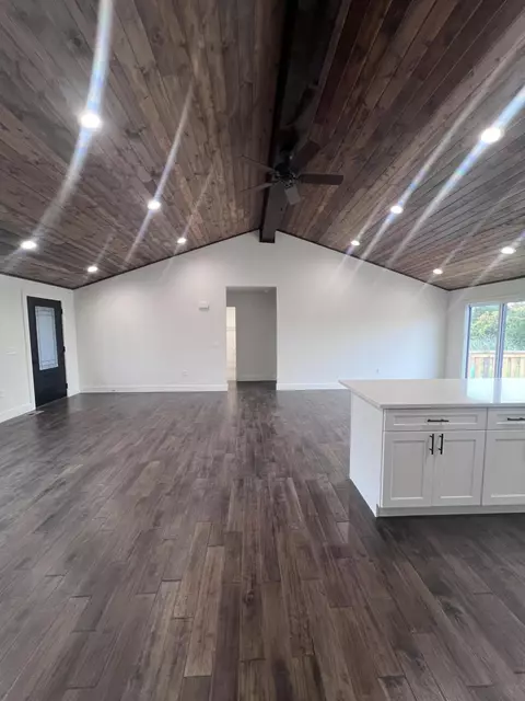 789 S Elm St, Marshfield, MO 65706 photo 11