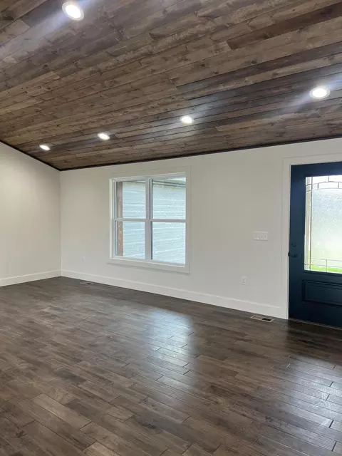 789 S Elm St, Marshfield, MO 65706 photo 10
