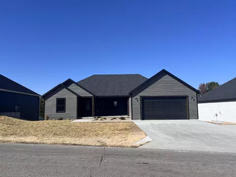 789 S Elm St, Marshfield, MO 65706 photo 3