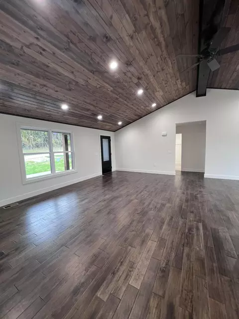 789 S Elm St, Marshfield, MO 65706 photo 7