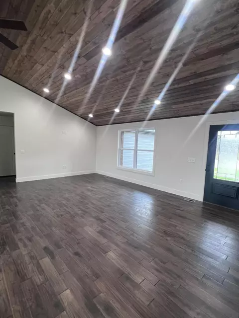 789 S Elm St, Marshfield, MO 65706 photo 9