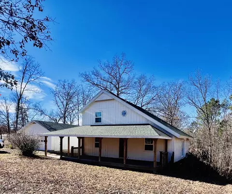 16144 Horse Shoe Dr, Houston, MO 65483