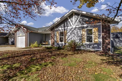 1501 W Warren Ave, Ozark, MO 65721 photo 2