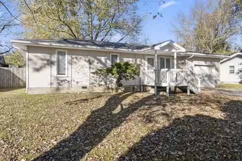 705 N Hightower Ave, Nixa, MO 65714 photo 2