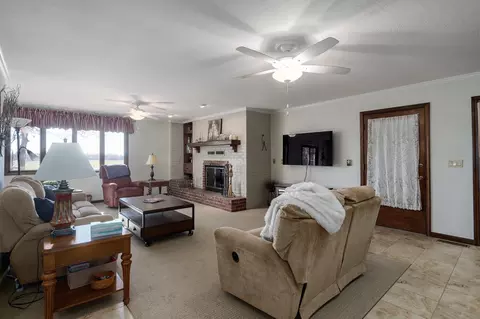 1204 N Forest Grove Ave, Springfield, MO 65802 photo 8