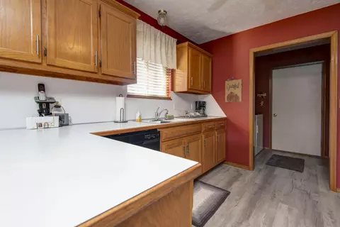 7000 W Lone Oak St, Springfield, MO 65803 photo 6