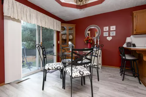 7000 W Lone Oak St, Springfield, MO 65803 photo 9