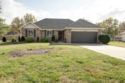 7000 W Lone Oak St, Springfield, MO 65803 photo 2