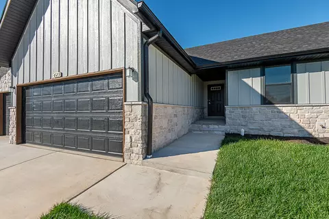 657 W Pinewood St, Nixa, MO 65714 photo 15