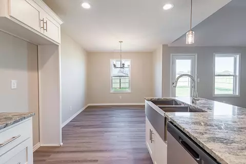 657 W Pinewood St, Nixa, MO 65714 photo 27