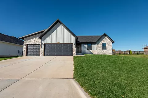 657 W Pinewood St, Nixa, MO 65714 photo 12