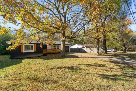 1015 S Gelven Ave, Springfield, MO 65804 photo 2