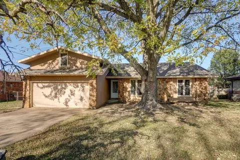 515 Erie St, Springfield, MO 65807 photo 1