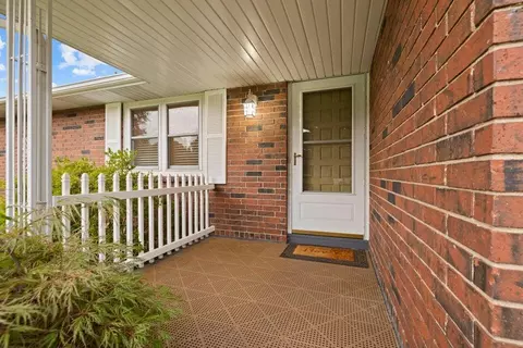 1421 S Catalina Ave, Springfield, MO 65804 photo 3