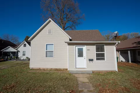 606 E Benton Ave, Monett, MO 65708 photo 1