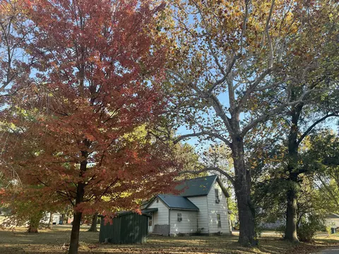 300 E 5th St, Lamar, MO 64759 photo 3