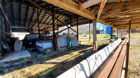 2332 State Hwy E, Halfway, MO 65663 photo 33