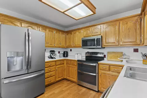 102 Jacaranda, Willard, MO 65781 photo 15