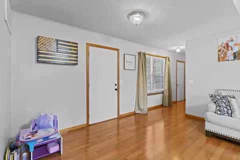 102 Jacaranda, Willard, MO 65781 photo 5