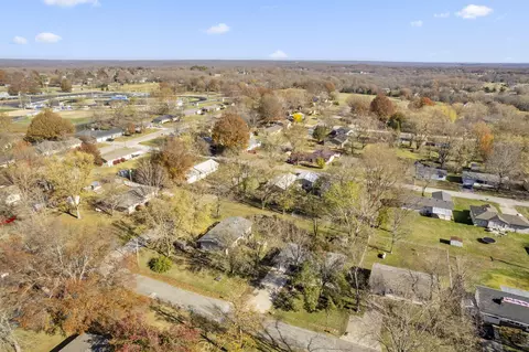 326 N Vine St, Marshfield, MO 65706 photo 26