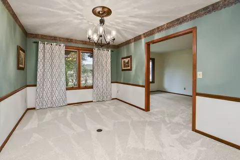 1923 S White Oak Ave, Springfield, MO 65809 photo 27