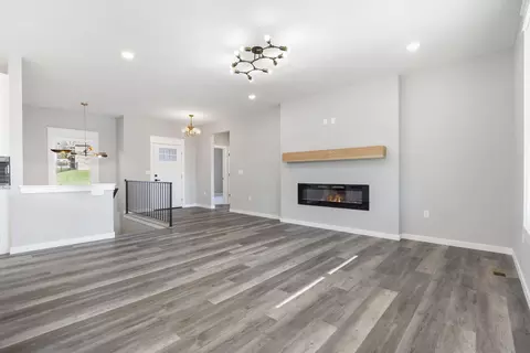 2420 E Academy, Ozark, MO 65721 photo 6