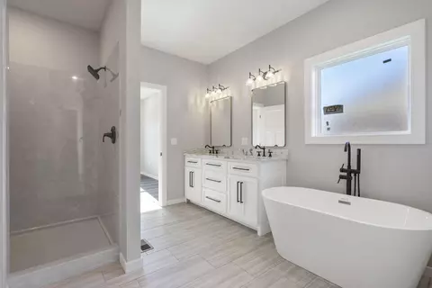 2420 E Academy, Ozark, MO 65721 photo 19