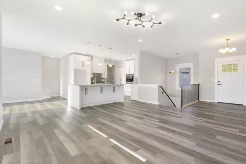 2420 E Academy, Ozark, MO 65721 photo 7
