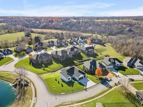 2420 E Academy, Ozark, MO 65721 photo 3