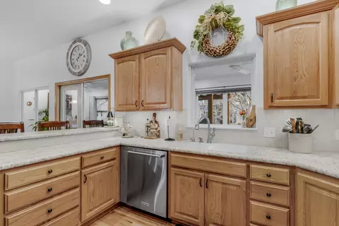 635 N Jerico St, Nixa, MO 65714 photo 11