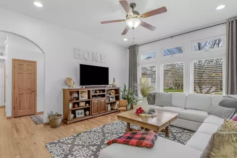 635 N Jerico St, Nixa, MO 65714 photo 6