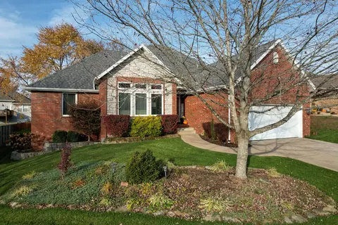 635 N Jerico St, Nixa, MO 65714 photo 2