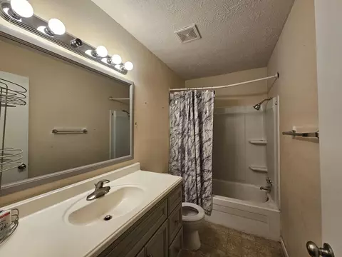 2037-2039 S Delaware Ave, Springfield, MO 65804 photo 12
