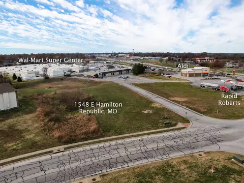 1548 E Hamilton St, Republic, MO 65738 photo 2