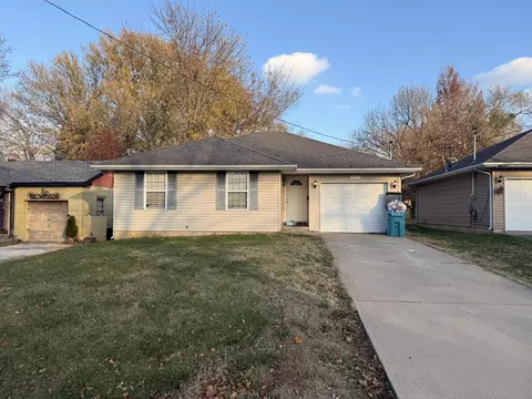 1954 S Fort Ave, Springfield, MO 65807 photo 1