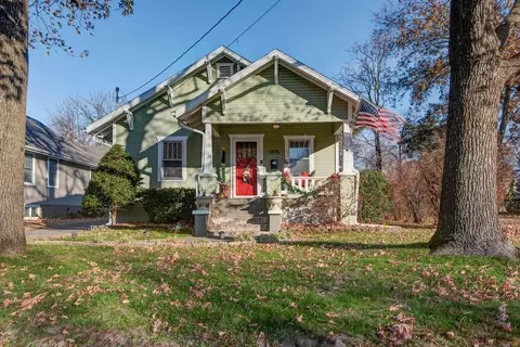 1325 E Monroe St, Springfield, MO 65804 photo 2