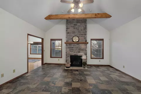 646 N Jerico St, Nixa, MO 65714 photo 5