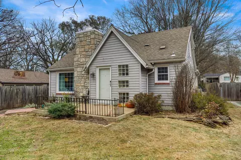 1504 S Jefferson Ave, Springfield, MO 65807 photo 2