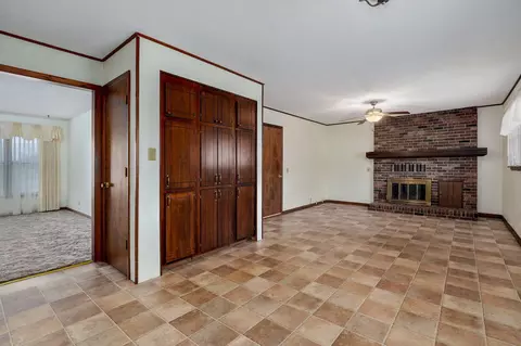 130 E Hazel St, Monett, MO 65708 photo 9